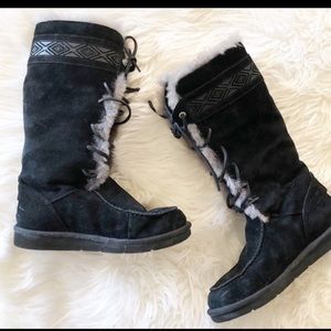 UGG Women’s size 9 Snow Boots